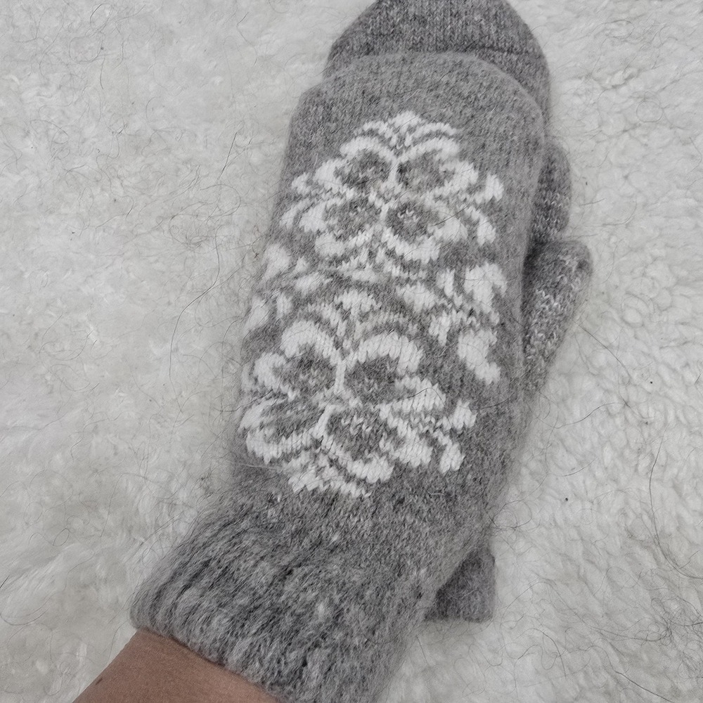 Handmade Goat Down Mittens Grey White Floral Nordic Pattern Warm‎ Winter Gloves